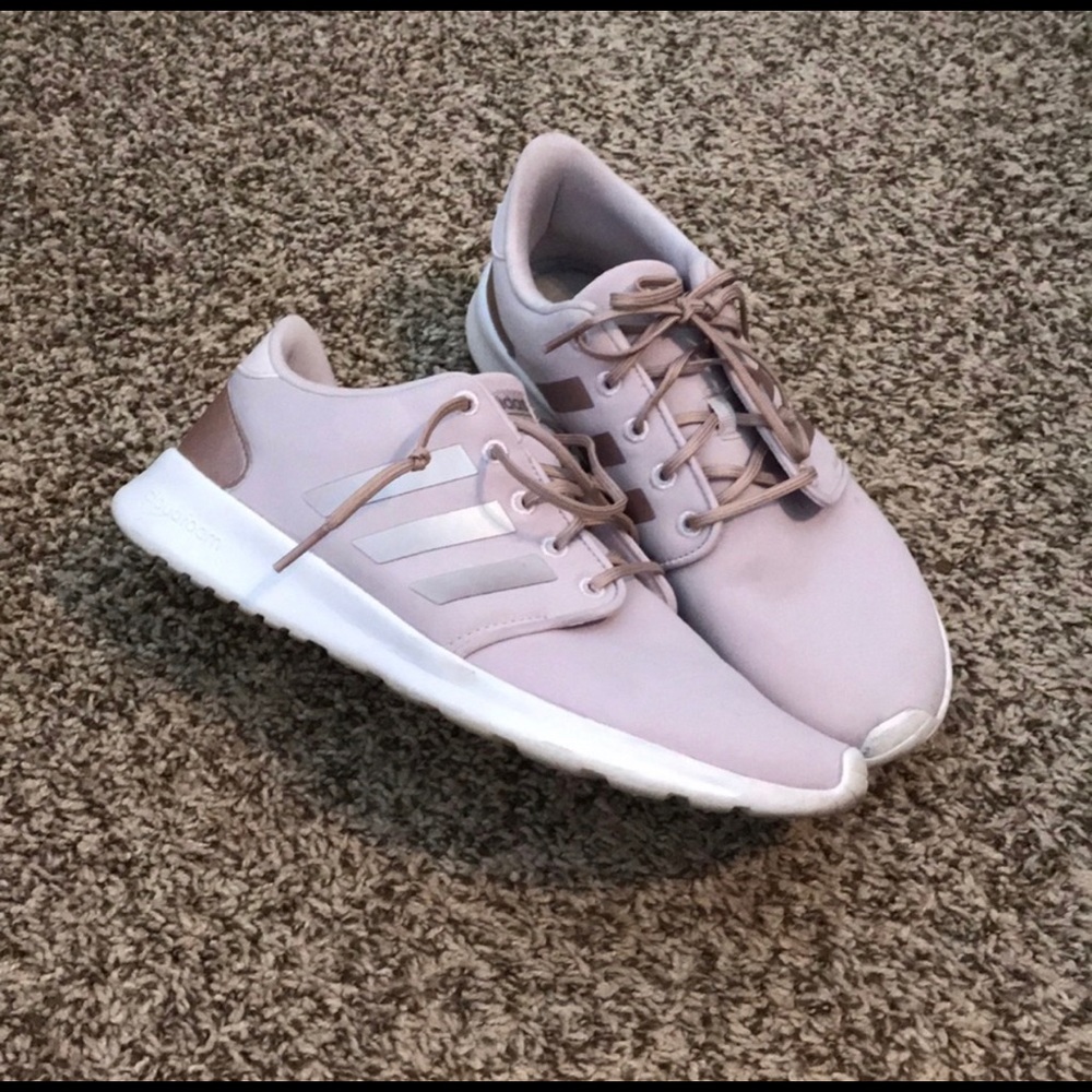 Adidas Cloudfoam Tennis Shoe